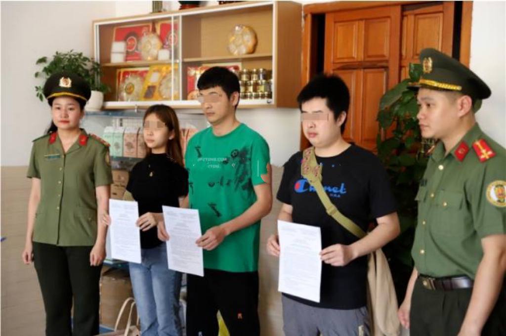 16岁中国女孩和两名同伙3中国人从柬埔寨偷渡越南-博彩排名网-博彩论坛-博彩社区